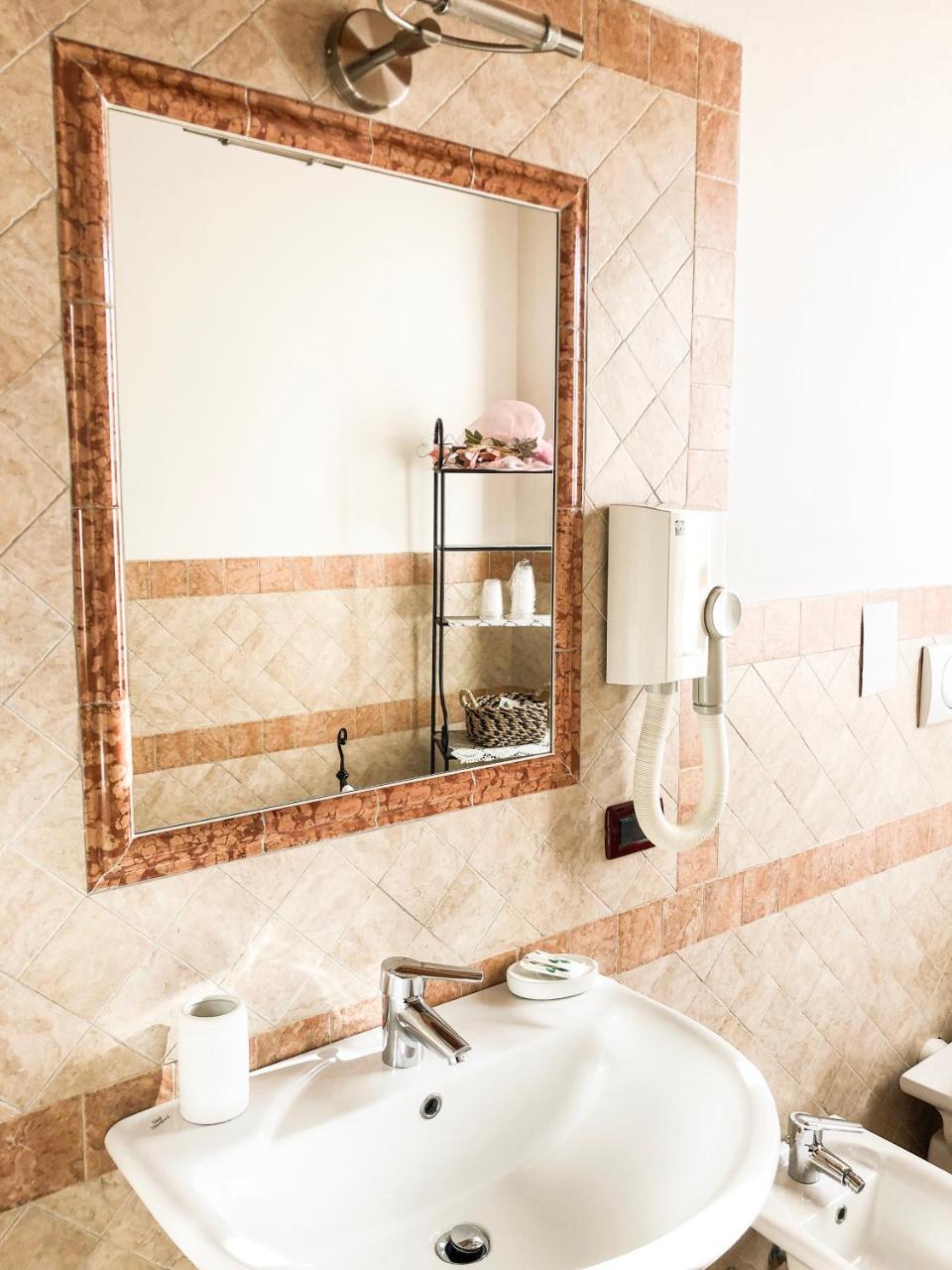 Le Finestre Su Borghetto Hotel Valeggio sul Mincio Ngoại thất bức ảnh